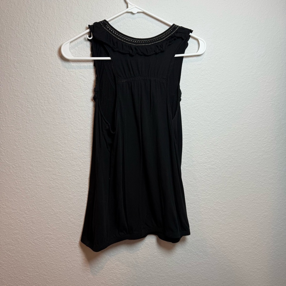 Ric Rac Black Ruffled Tank Top Medium - Picture 5 of 5